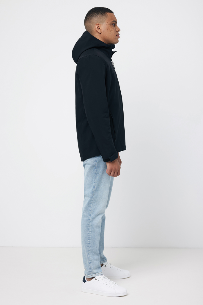 IQONIQ Makalu Herren-Softshelljacke aus 100% recyceltem Material mit Logo-Veredelung IQONIQ Makalu Herren-Softshelljacke aus 100% recyceltem Material mit Logo-Veredelung