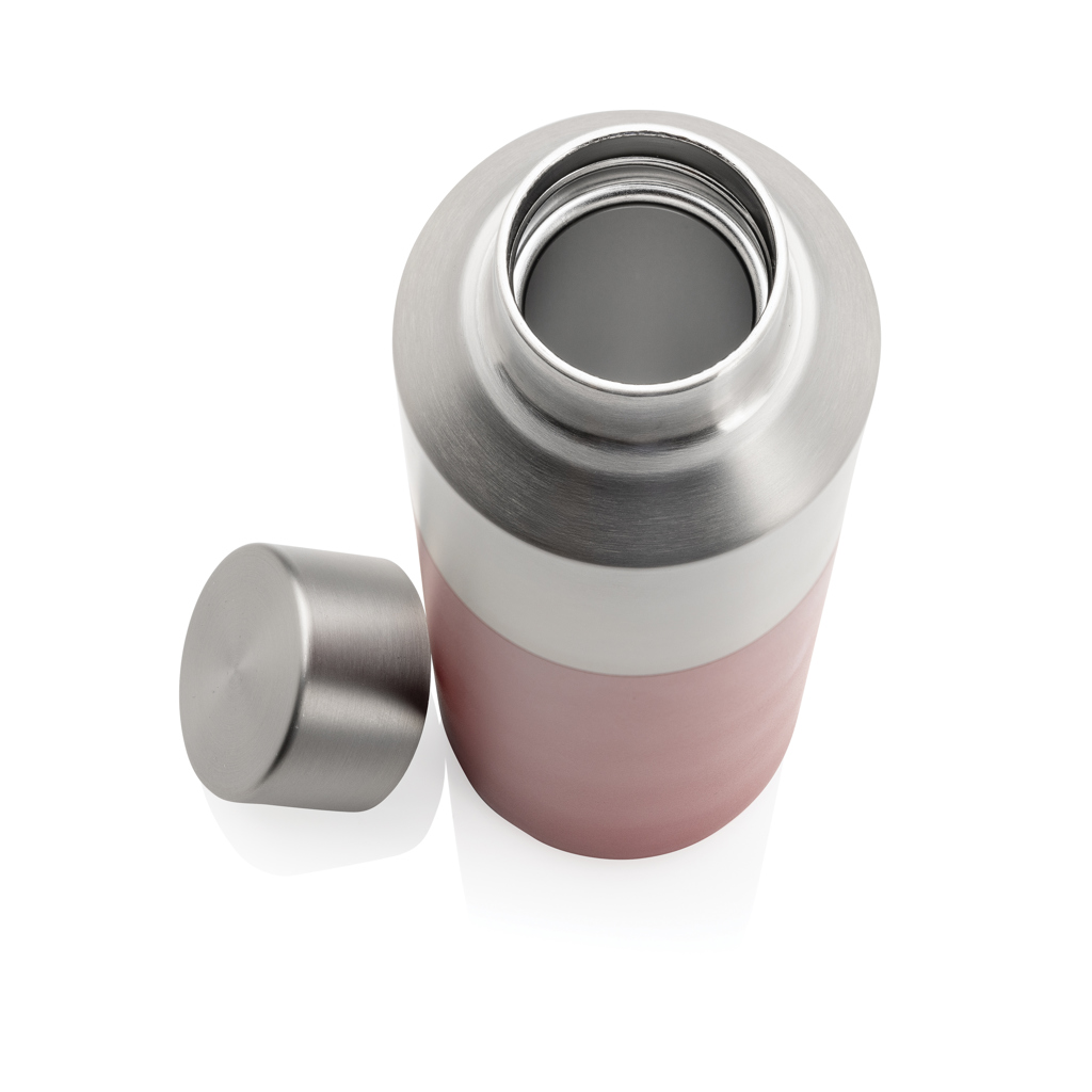 RCS-zertifiziert 95% recycelt: Edelstahlflasche 600ml rot