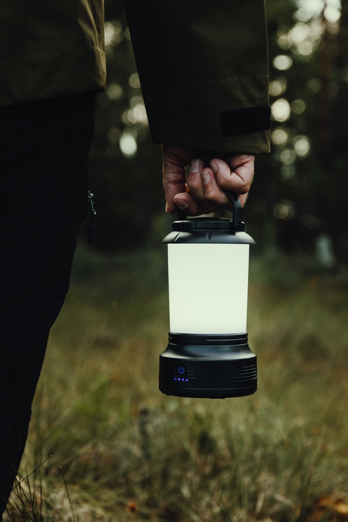 Nordic Drift Everest Bright RCS Campinglaterne mit Handkurbel – mit Logo bedruckbar Nordic Drift Everest Bright RCS Campinglaterne mit Handkurbel – mit Logo bedruckbar