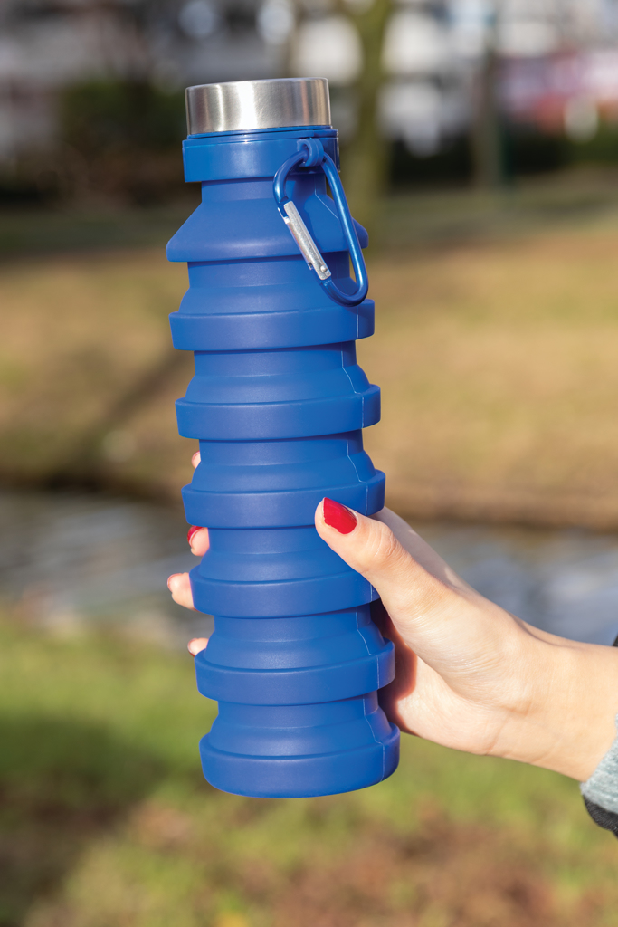 Faltbare Silikonflasche 550 ml mit Logo bedrucken – XD Collection Faltbare Silikonflasche 550 ml mit Logo bedrucken – XD Collection