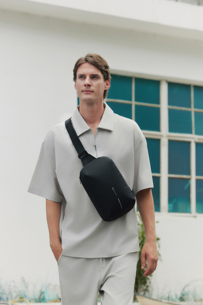 XD Design Urban Sling-Bag wasserabweisend, R-PET-Trageriemen XD Design Urban Sling-Bag wasserabweisend, R-PET-Trageriemen