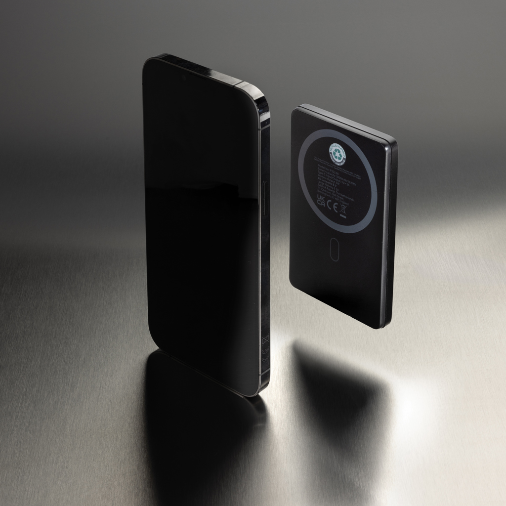 XD Collection Orion Powerbank 5.000 mAh magnetisch — recyceltes Aluminium, bedruckbar XD Collection Orion Powerbank 5.000 mAh magnetisch — recyceltes Aluminium, bedruckbar