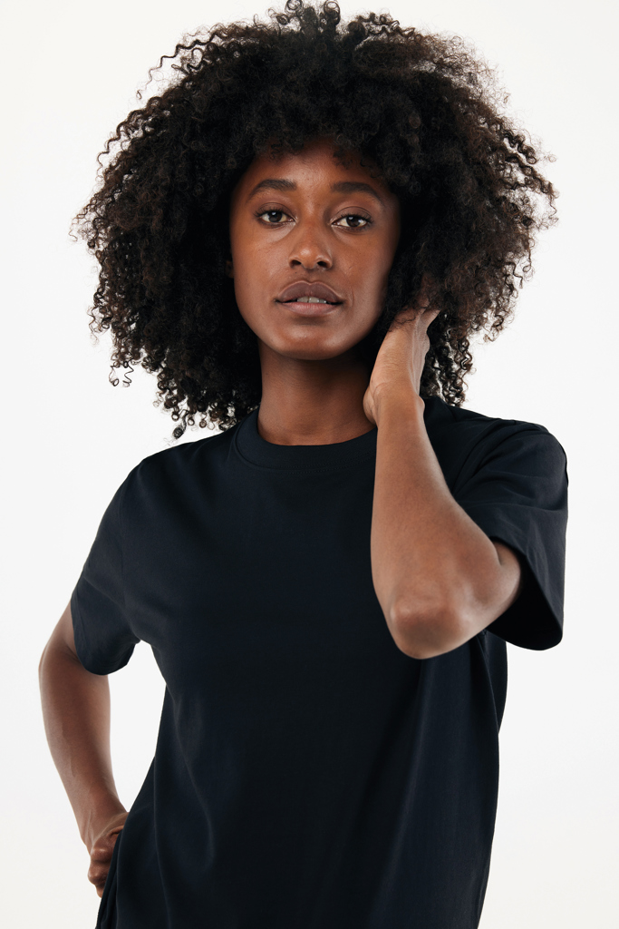 IQONIQ Nikko Heavyweight T-Shirt 220 g/m² aus 50 % Recycling- und 50 % Bio-Baumwolle, OEKO-TEX, mit Logo veredelbar