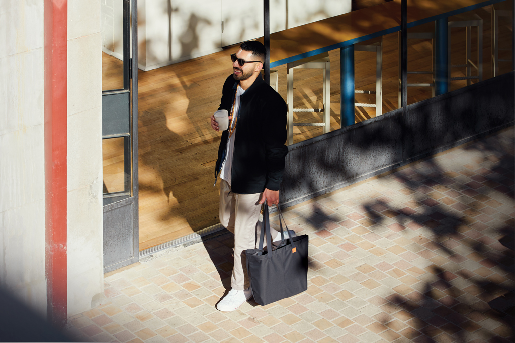 Bellroy Market Tote Einkaufstasche aus recyceltem PET, faltbar mit Flaschen-Sleeves