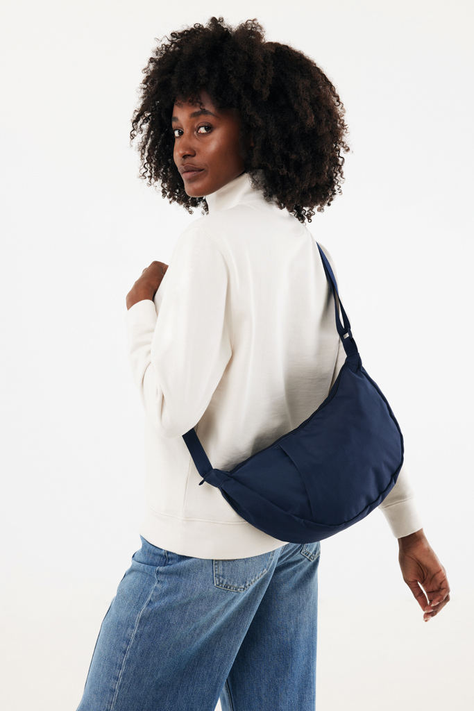 Crescent XL AWARE RPET Crossbody Sling Tasche bedruckbar