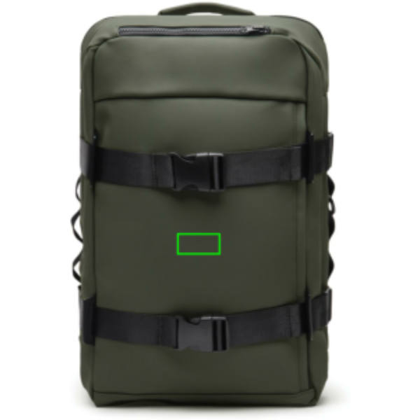 Standskizze: Druckverfahren PU-Etikett Baltimore grün auf Position „Artikel Vorderseite“ – VINGA Baltimore RCS Abenteuer-Rucksack 30 L mit Logo bedruckbar