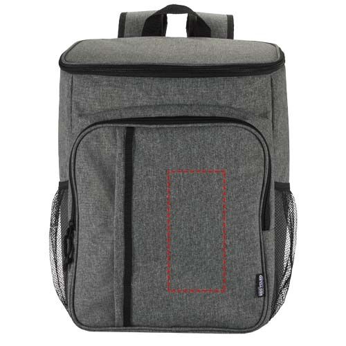 Standskizze: Druckverfahren DTF Transfer auf Position „Tasche“ – Tundra Picknickkühlrucksack aus recyceltem Polyester mit Besteckset 20 L