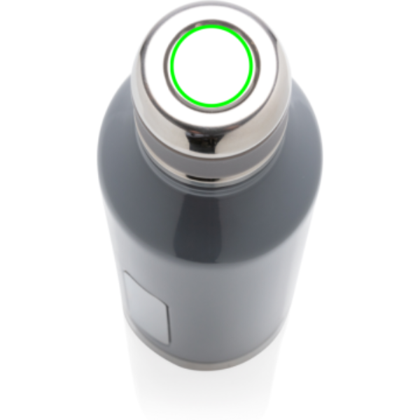 Standskizze: Druckverfahren Doming auf Position „Artikel oben (max. 25 x 25 mm)“ – XD Collection Vakuumflasche 500 ml mit Logoplatte, auslaufsicher, Edelstahl