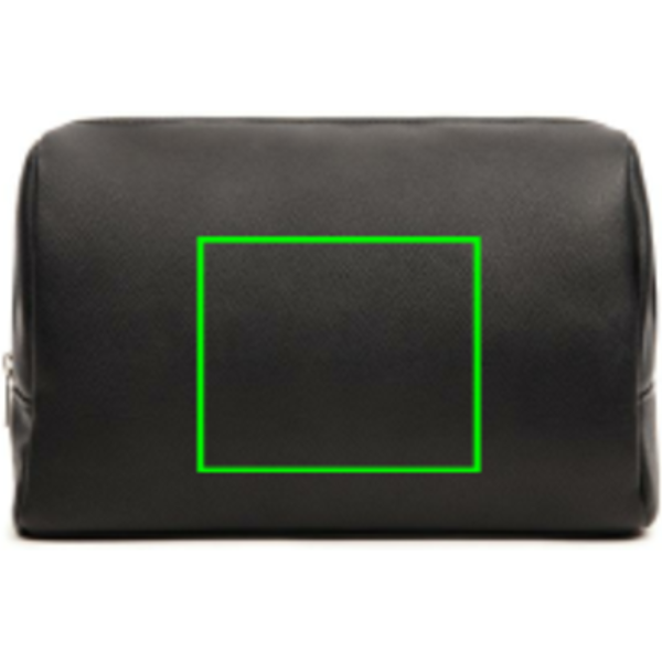 Standskizze: Druckverfahren Digital Transfer auf Position „Artikel Rückseite (max. 120 x 100 mm)“ – VINGA Bermond Kulturtasche aus 43 % recyceltem PU & Polyester, RCS-zertifiziert