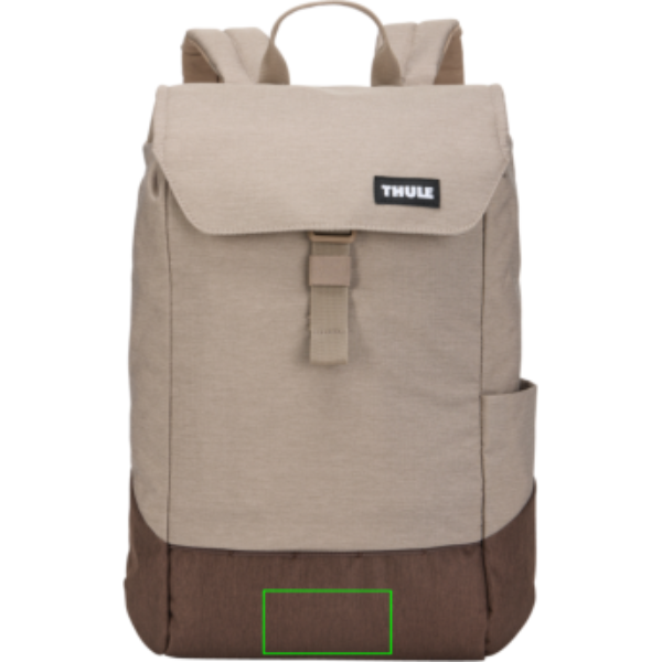 Standskizze: Druckverfahren Siebdruck Transfer auf Position „Artikel Vorderseite unten (max. 100 x 50 mm)“ – Thule Lithos Rucksack 16L mit 14-Zoll-Laptopfach, mit Logo bedruckbar