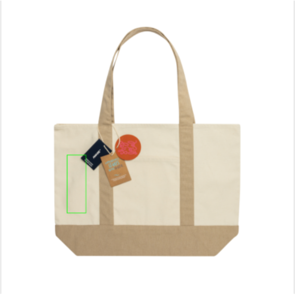 Standskizze: Druckverfahren Digital Transfer auf Position „Artikel Rückseite links (max. 50 x 150 mm)“ – XD Xclusive SHOP LOCAL AWARE™ Tragetasche aus recycelter Baumwolle, 350 g/m², bedruck- und bestickbar