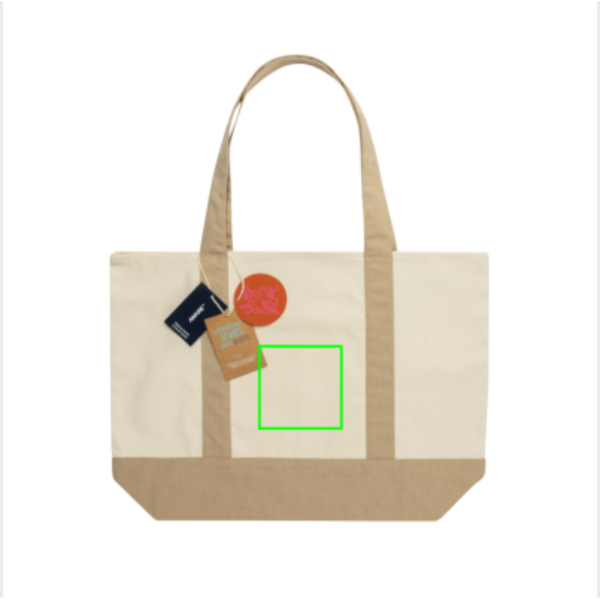 Standskizze: Druckverfahren Bestickung auf Position „Artikel Rückseite“ – XD Xclusive SHOP LOCAL AWARE™ Tragetasche aus recycelter Baumwolle, 350 g/m², bedruck- und bestickbar