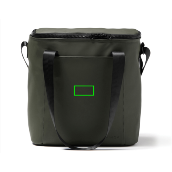 Standskizze: Druckverfahren PU-Etikett Baltimore grün auf Position „Artikel Vorderseite“ – VINGA Baltimore Kühltasche aus wasserabweisendem PU mit Logo bedruckbar