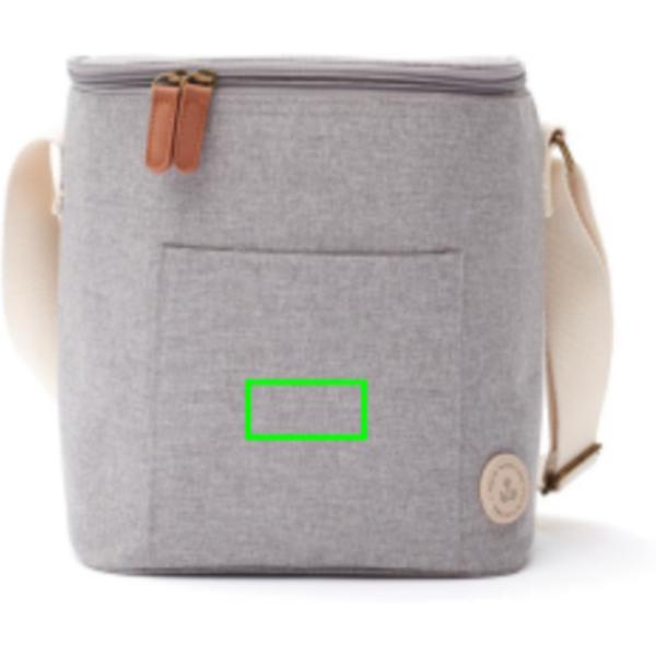 Standskizze: Druckverfahren PU-Etikett Sortino auf Position „Artikel Vorderseite“ – VINGA Sortino Kühltasche mit Logo bedrucken